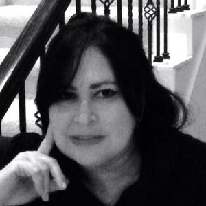 Meet your Posher, Beatriz